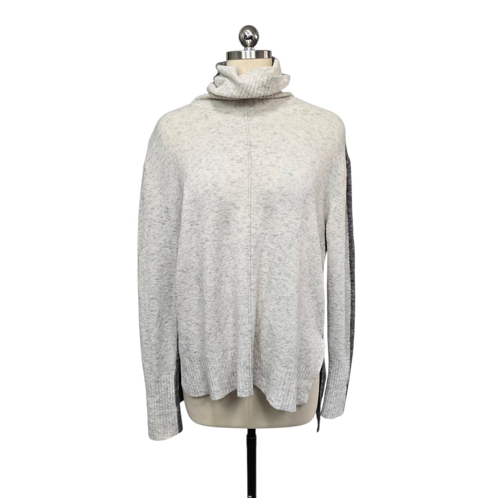 Athleta Grey Speckled Turtleneck Sweater Women's Small Extra Fine Merino Wool